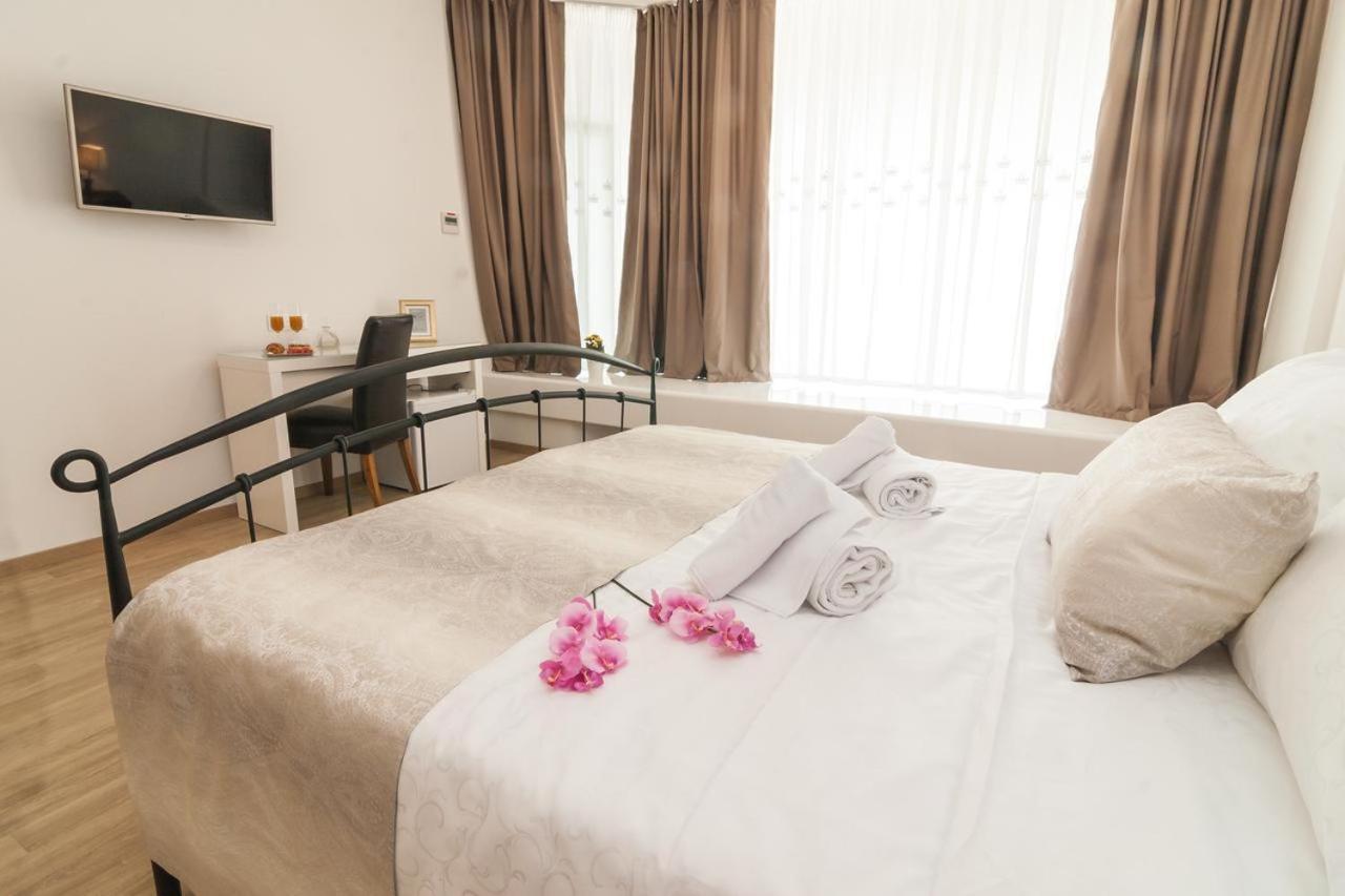 Via Domus Hotel Split Eksteriør billede